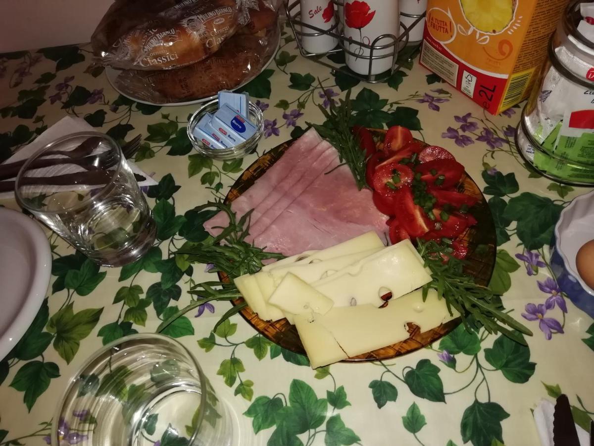 B&B Villa Claudia Анціо Екстер'єр фото