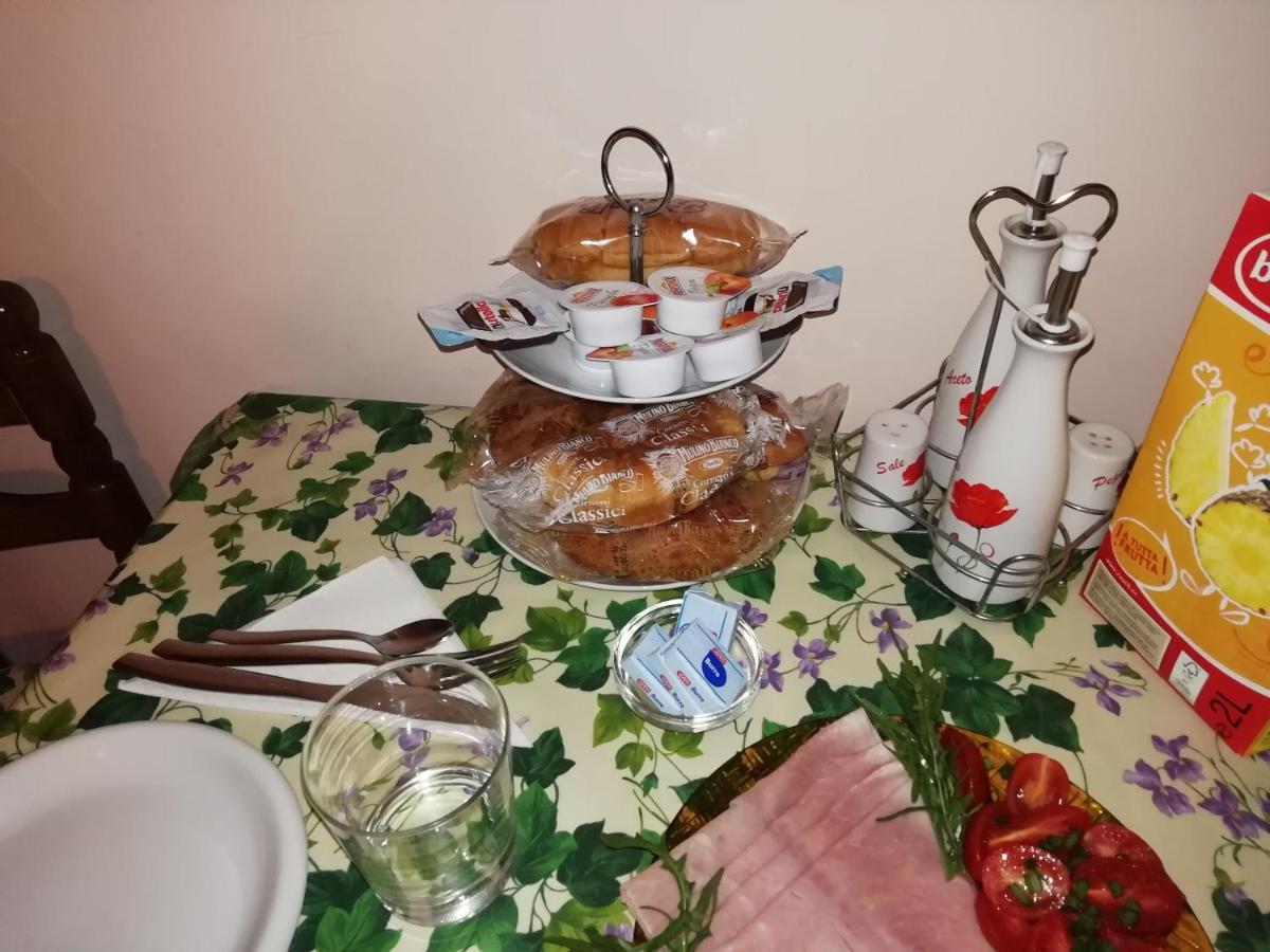B&B Villa Claudia Анціо Екстер'єр фото