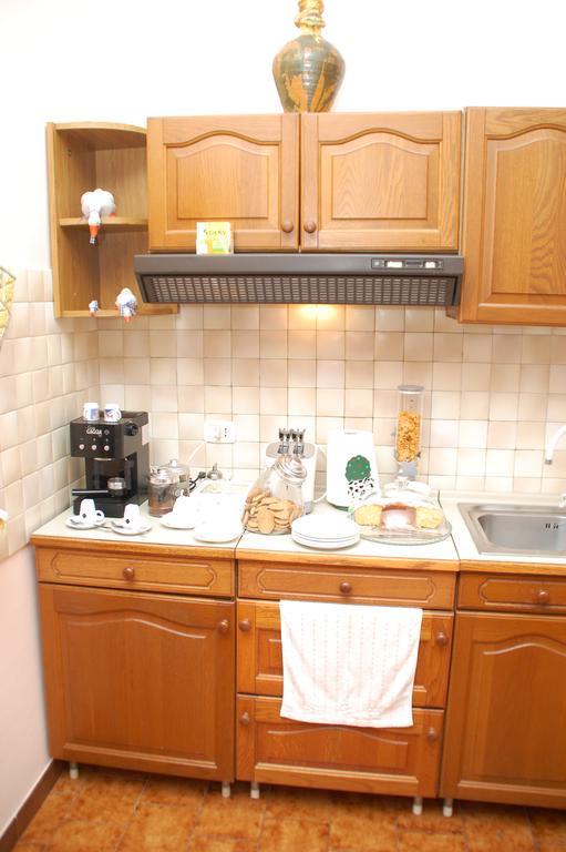 B&B Villa Claudia Анціо Екстер'єр фото
