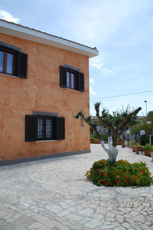 B&B Villa Claudia Анціо Екстер'єр фото