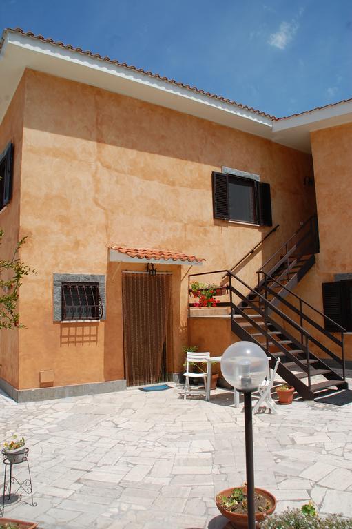 B&B Villa Claudia Анціо Екстер'єр фото